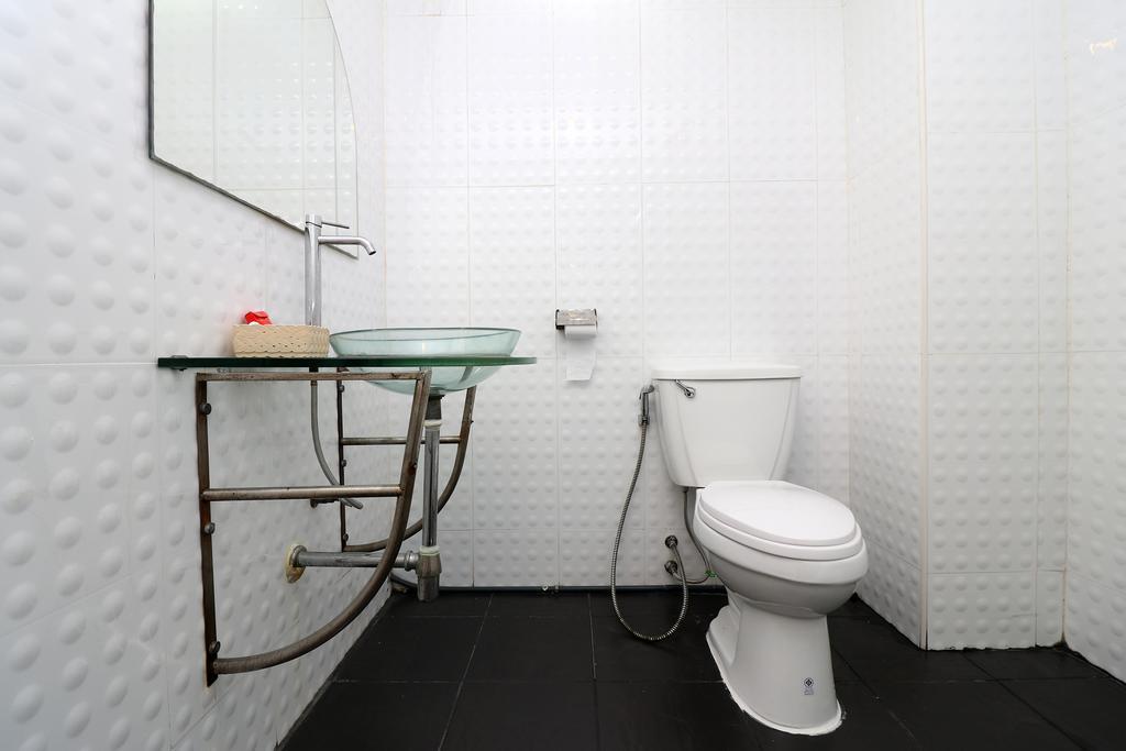 Khách sạn Diamond Silom Bangkok