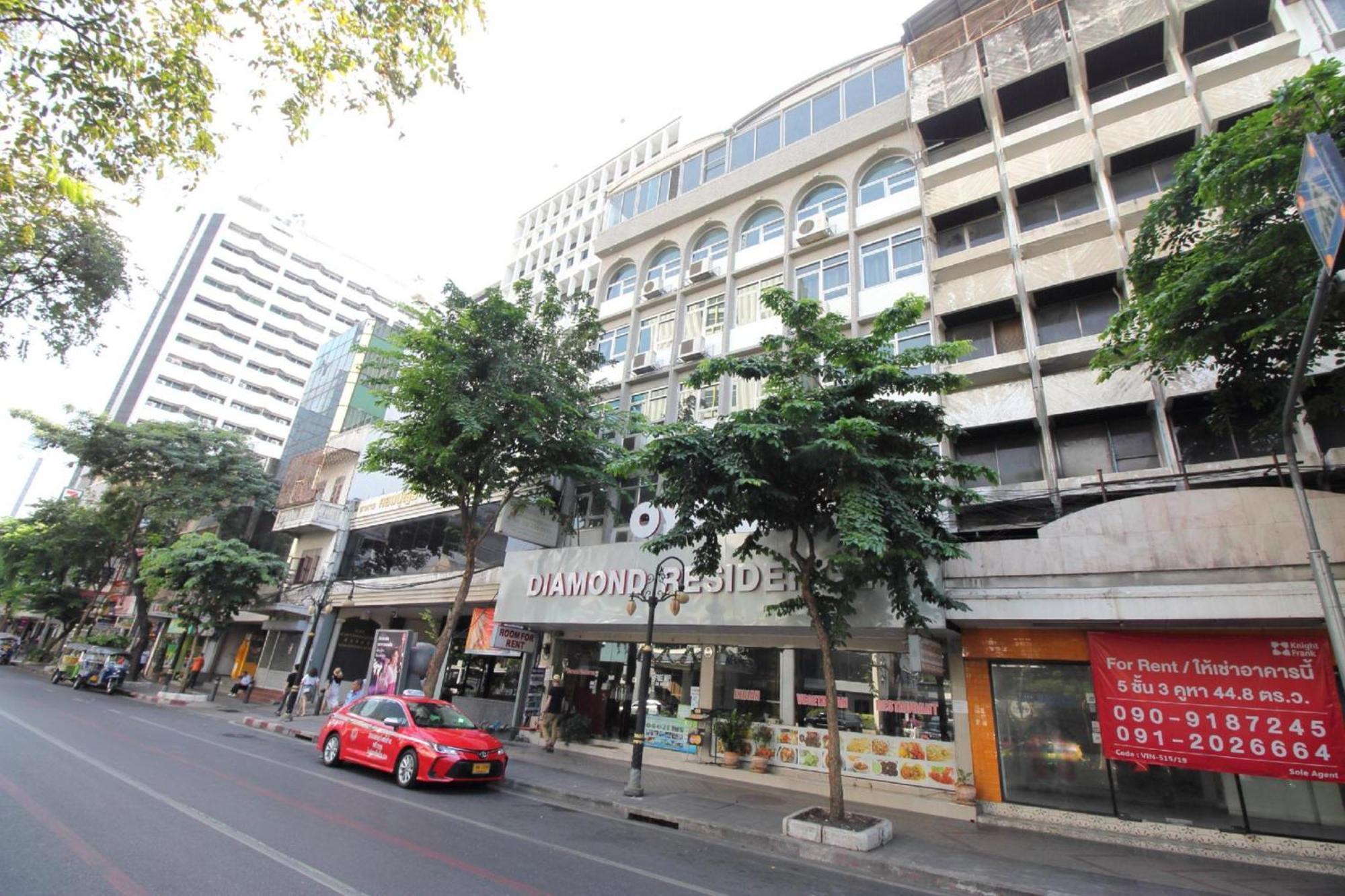 Diamond Silom Khách sạn