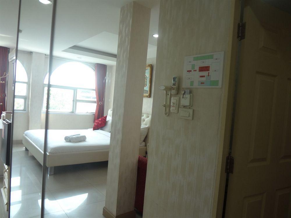 Diamond Silom Khách sạn Bangkok