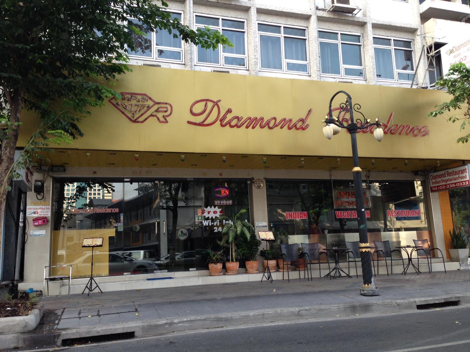 Diamond Silom Khách sạn