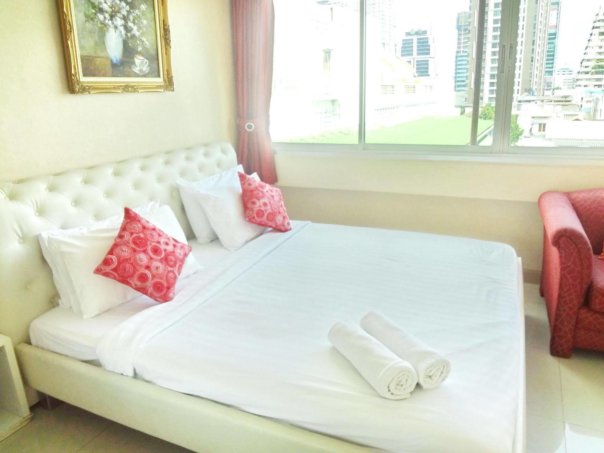 Khách sạn Diamond Silom Bangkok